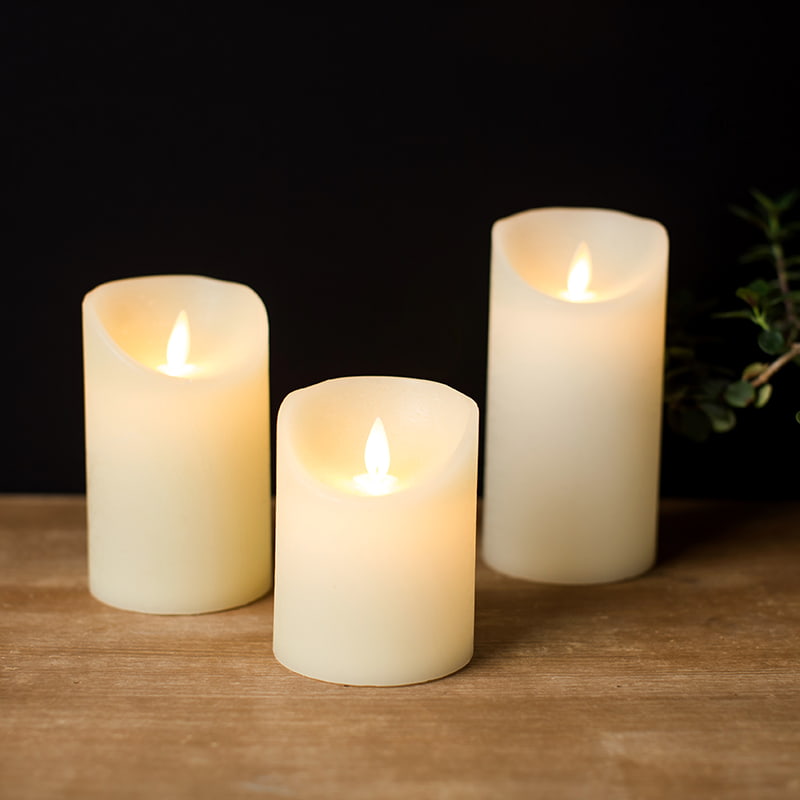 Set mit 3 flammenlosen Elfenbeinkerzen aus echtem Wachs