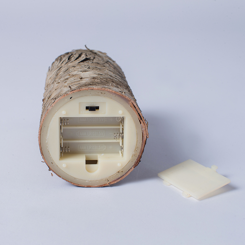 Set mit 3 batteriebetriebenen Stumpenkerzen aus Birkenrinde